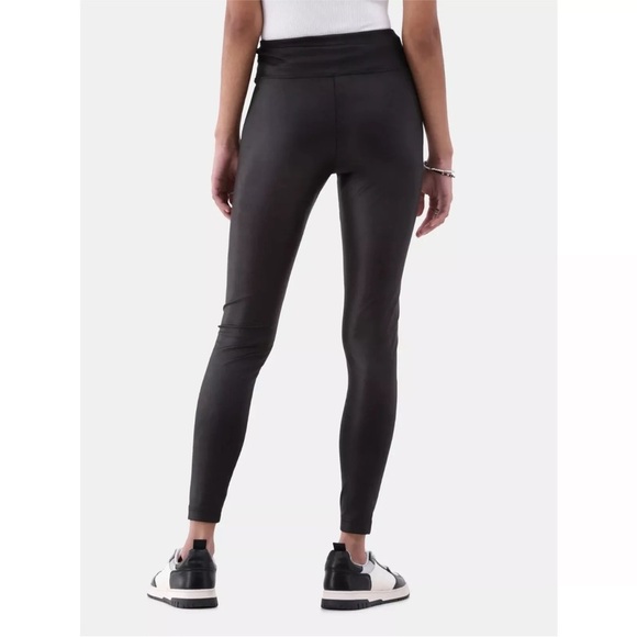 No Boundaries Women's Liquid Legging, Size Small (4-6), Black, High Rise, Casual - Picture 3 of 4